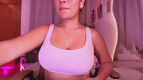 Snapshot of _megan_akbar chatting on April 30, 2026, 1:39 pm Marce online show from April 30, 2026, 1:39 pm