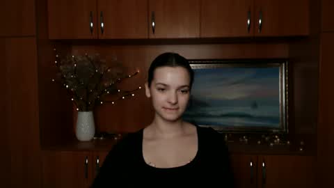 Susie online show from December 17, 2024, 4:21 pm