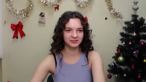 Susie online show from December 22, 2024, 10:38 am