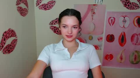 Susie online show from September 19, 2025, 6:48 am