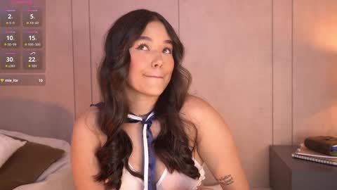     online show from January 17, 2025, 4:36 pm