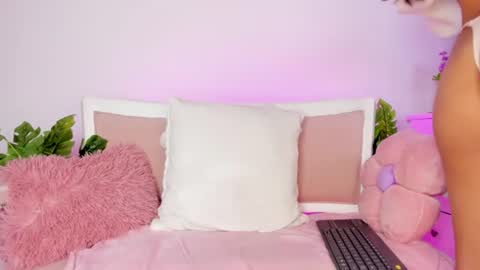Snapshot of _mia_sweett1 chatting on July 11, 2026, 10:18 am mia online show from July 11, 2026, 10:18 am