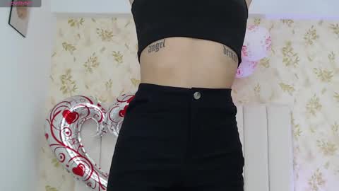 Snapshot of _miaa_monroe chatting on February 14, 2025, 2:28 am Mia Monroe online show from February 14, 2025, 2:28 am