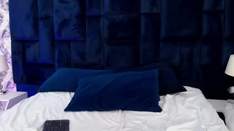 Snapshot of _miaa_monroe chatting on February 21, 2025, 3:32 pm Mia Monroe online show from February 21, 2025, 3:32 pm