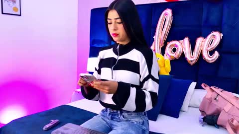 Mia Monroe online show from February 10, 2026, 12:31 pm