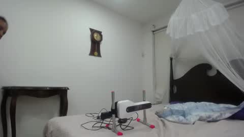  Mia  online show from March 12, 2025, 10:39 pm