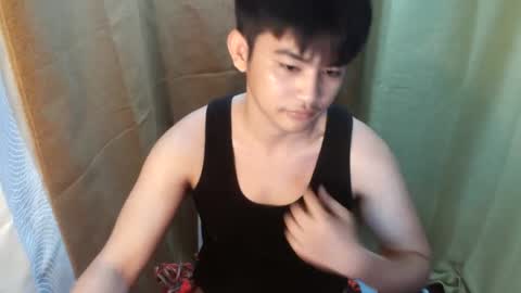 Snapshot of _mikko_moto_ chatting on April 18, 2026, 7:07 pm _mikko_moto_ online show from April 18, 2026, 7:07 pm