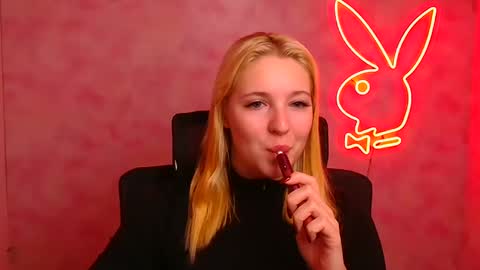 Melanie online show from October 3, 2025, 5:48 am