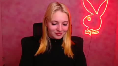 Melanie online show from October 4, 2025, 11:41 am