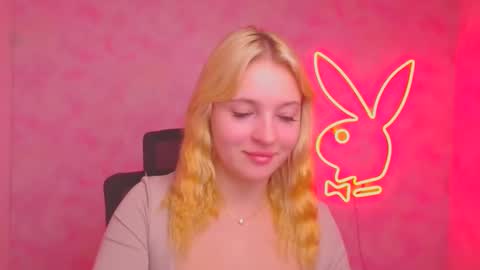 Melanie online show from October 23, 2025, 11:42 am