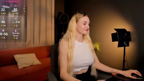 Mila online show from June 21, 2026, 8:55 pm
