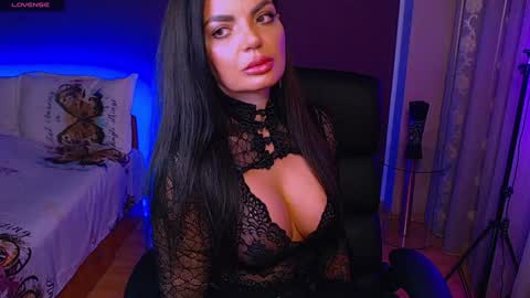 Milani online show from February 6, 2025, 10:53 pm