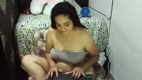 _milf_naughty online show from October 17, 2025, 4:04 am