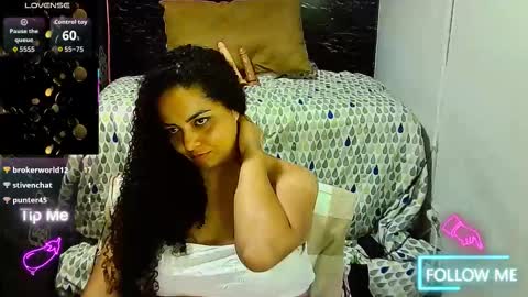 _milf_naughty online show from February 3, 2026, 7:13 am