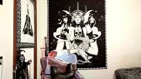 Snapshot of _millisi_ chatting on January 15, 2026, 9:07 pm Millisi online show from January 15, 2026, 9:07 pm