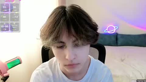 Snapshot of _milway_ chatting on July 8, 2026, 1:04 pm Luka online show from July 8, 2026, 1:04 pm