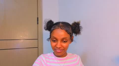 Mimi online show from April 18, 2026, 2:32 pm