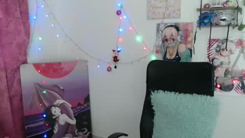 _mindy_moon online show from February 11, 2026, 11:59 am