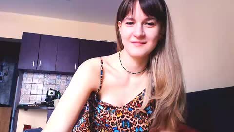 Snapshot of _minnie_boo_ chatting on December 4, 2024, 8:56 am Boo online show from December 4, 2024, 8:56 am