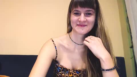 Snapshot of _minnie_boo_ chatting on December 10, 2024, 10:38 am Boo online show from December 10, 2024, 10:38 am