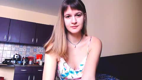 Snapshot of _minnie_boo_ chatting on January 2, 2025, 8:39 am Boo online show from January 2, 2025, 8:39 am