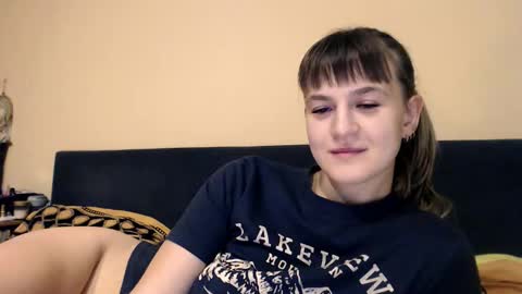 Snapshot of _minnie_boo_ chatting on October 17, 2025, 9:17 pm Boo online show from October 17, 2025, 9:17 pm