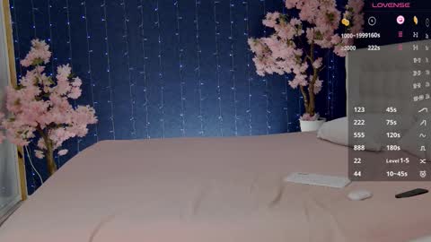 Victoria online show from October 24, 2025, 4:25 pm