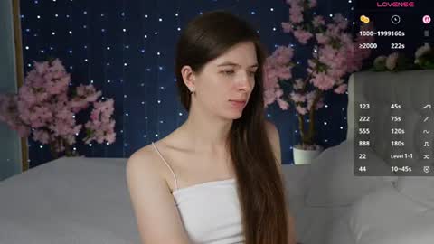 Snapshot of _mirror_girl chatting on July 23, 2026, 5:16 am Victoria online show from July 23, 2026, 5:16 am