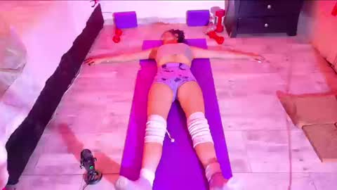 karoline uwu online show from September 11, 2025, 1:49 am