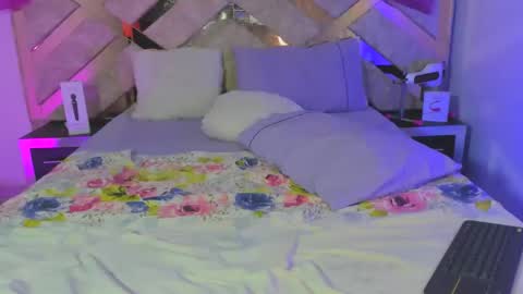 Khloe  online show from January 8, 2025, 10:48 pm