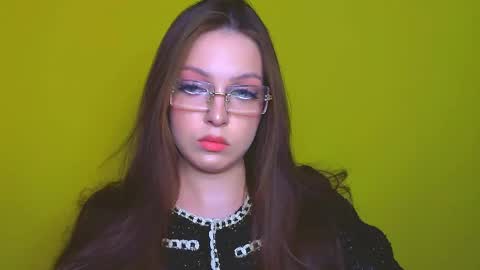Miss Jessica  Boss Jordan online show from May 4, 2026, 11:06 am