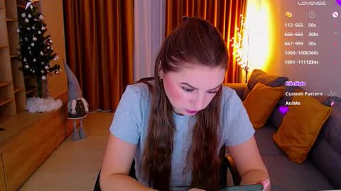 Mia online show from December 16, 2025, 7:24 am