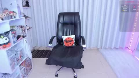 Hanna  Idependent Model   online show from October 23, 2025, 2:00 am