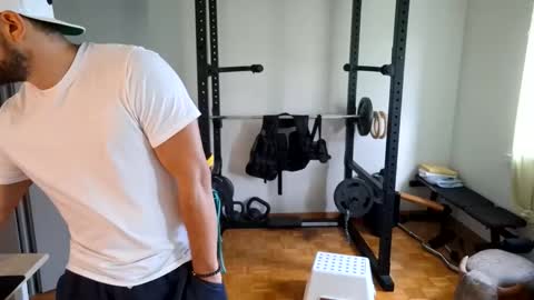 BENJI online show from October 2, 2025, 6:53 am