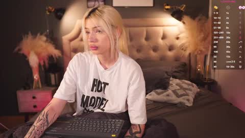 Sasha online show from March 7, 2025, 5:51 am