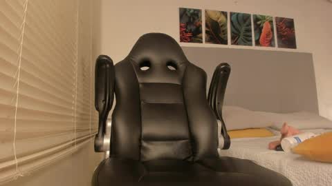 _molly_rosse_ online show from March 31, 2026, 12:27 pm