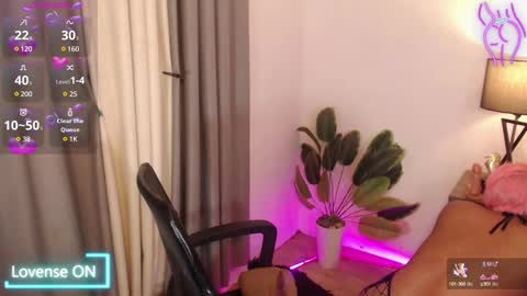 Snapshot of _morganmoore_ chatting on February 3, 2025, 2:25 am MORGAN KEEP ON FOLLOWING online show from February 3, 2025, 2:25 am