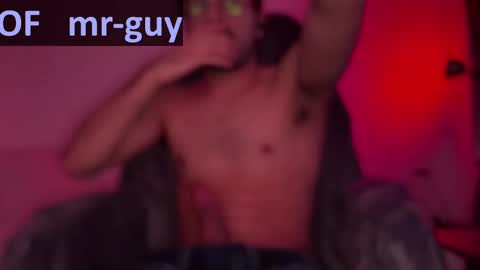 _mrguy_ online show from March 5, 2025, 8:21 am