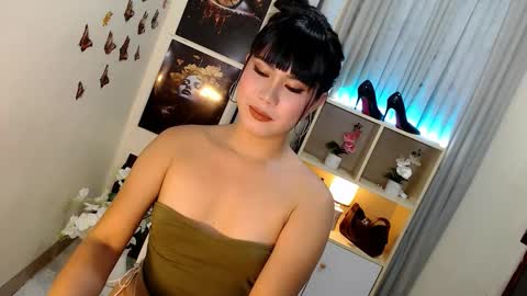 _mysticdoll_ online show from September 28, 2025, 10:59 pm