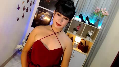 _mysticdoll_ online show from October 7, 2025, 1:03 am