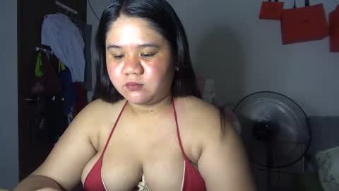 Snapshot of _natalieey chatting on April 29, 2026, 3:27 pm nics online show from April 29, 2026, 3:27 pm