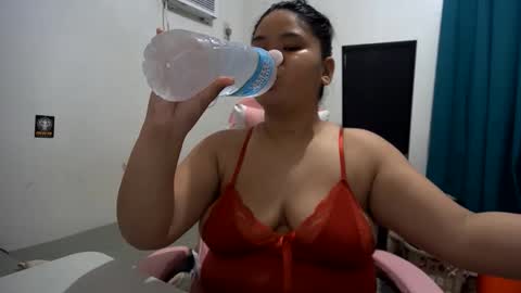 Snapshot of _natalieey chatting on May 27, 2026, 4:04 pm nics online show from May 27, 2026, 4:04 pm