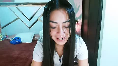 Natasha Rodriguez independent model online show from January 20, 2025, 10:29 am