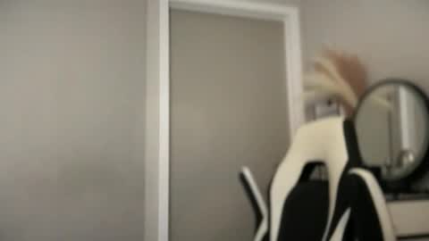 naty19 online show from February 6, 2026, 11:19 pm