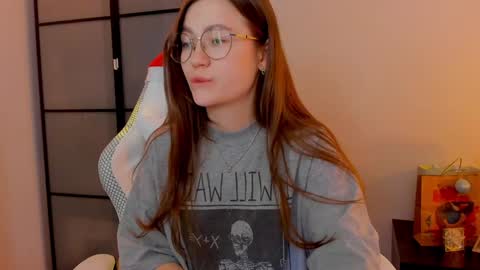 Mia with a big heart  online show from January 12, 2025, 6:17 am