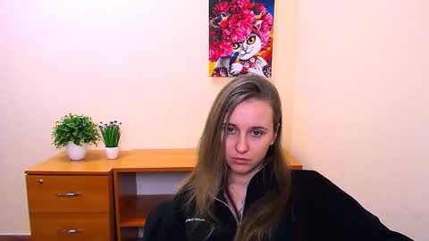 Nica online show from February 26, 2025, 3:41 pm