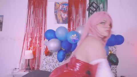 niiky online show from December 28, 2024, 11:30 am