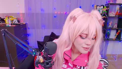 niiky online show from January 17, 2026, 6:33 pm