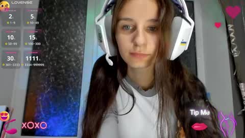 Nika online show from October 19, 2025, 4:07 pm