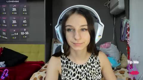 Nika online show from December 21, 2025, 3:52 pm